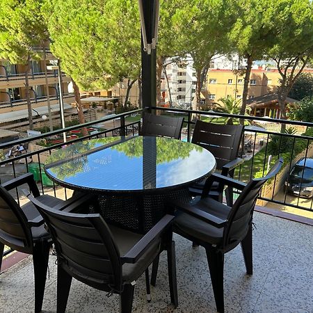 Apartamento Maya Relax Салоу Экстерьер фото
